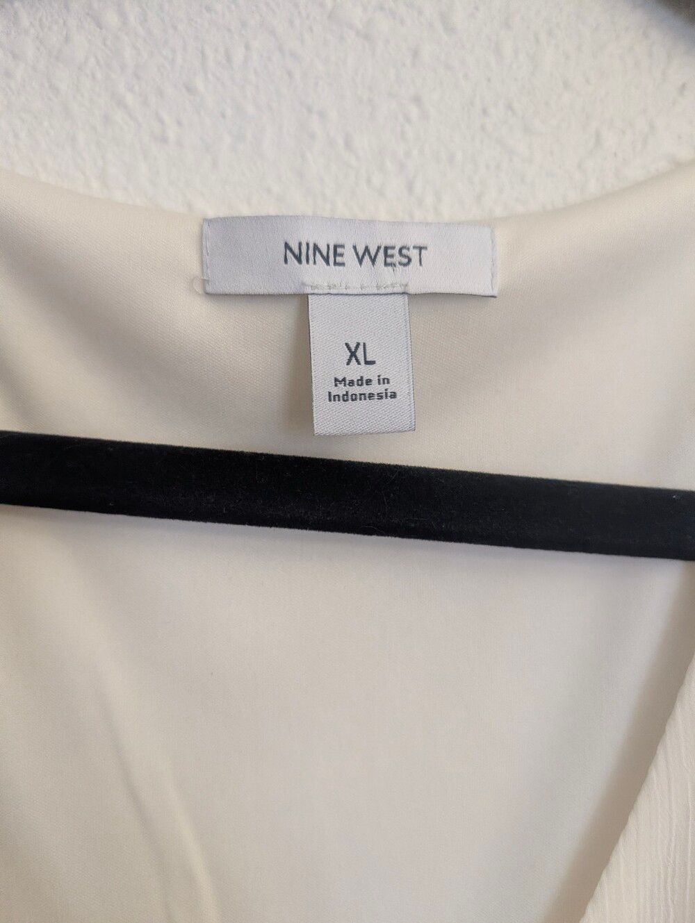 Nine West Long Sleeve V-Neck Button Front Chiffon Blouse Ivory Size XL NEW - Picture 6 of 8